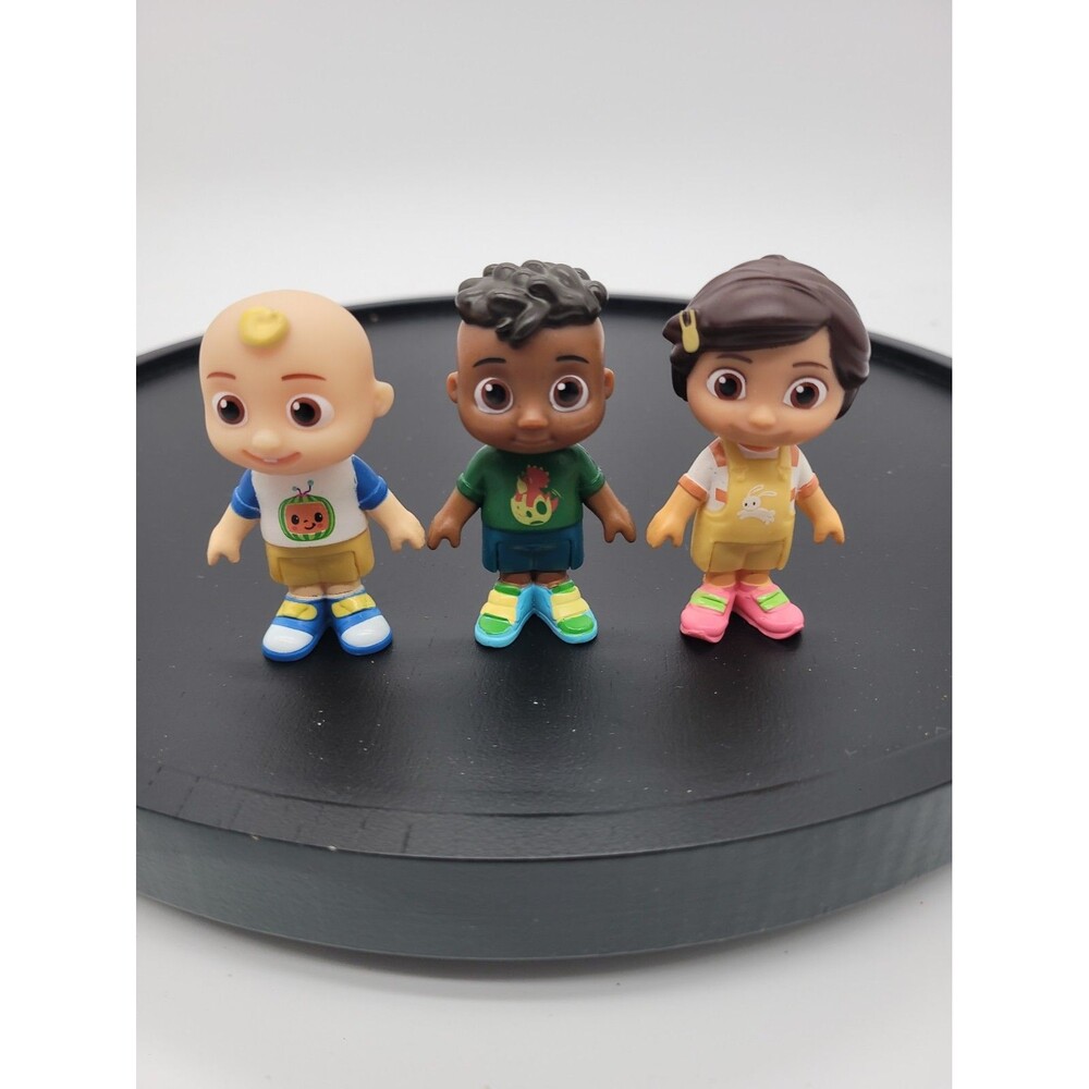 Cocomelon Lot Of 3  Family And Friends Figurines 3" Cake Topper